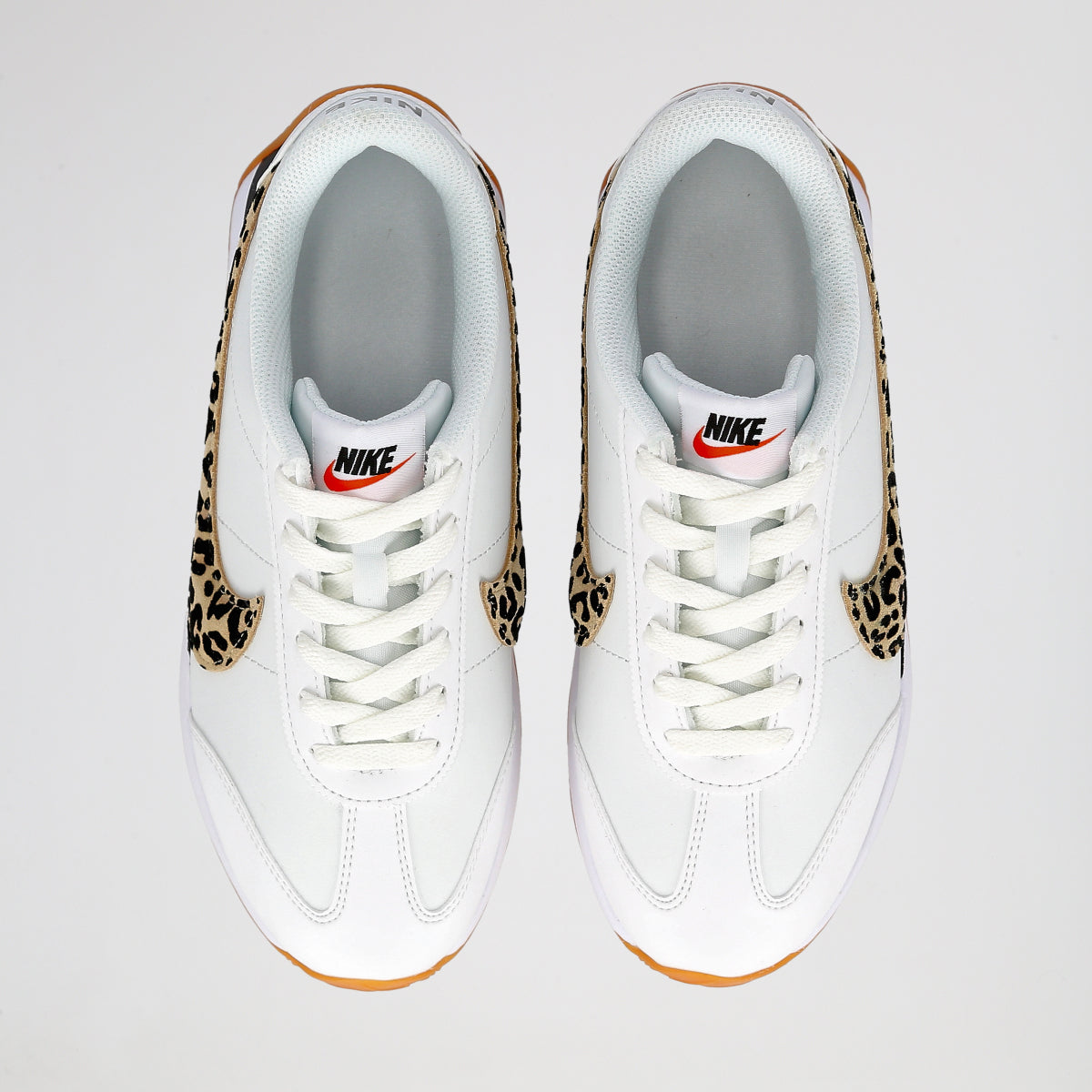 Zapatillas Nike Pacific Leather SE Mujer 4