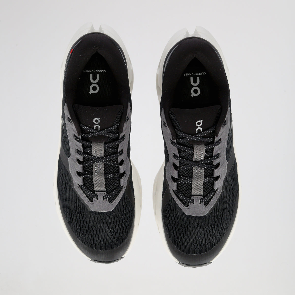 Zapatillas On Running Cloudrunner 3 Hombre malla 4